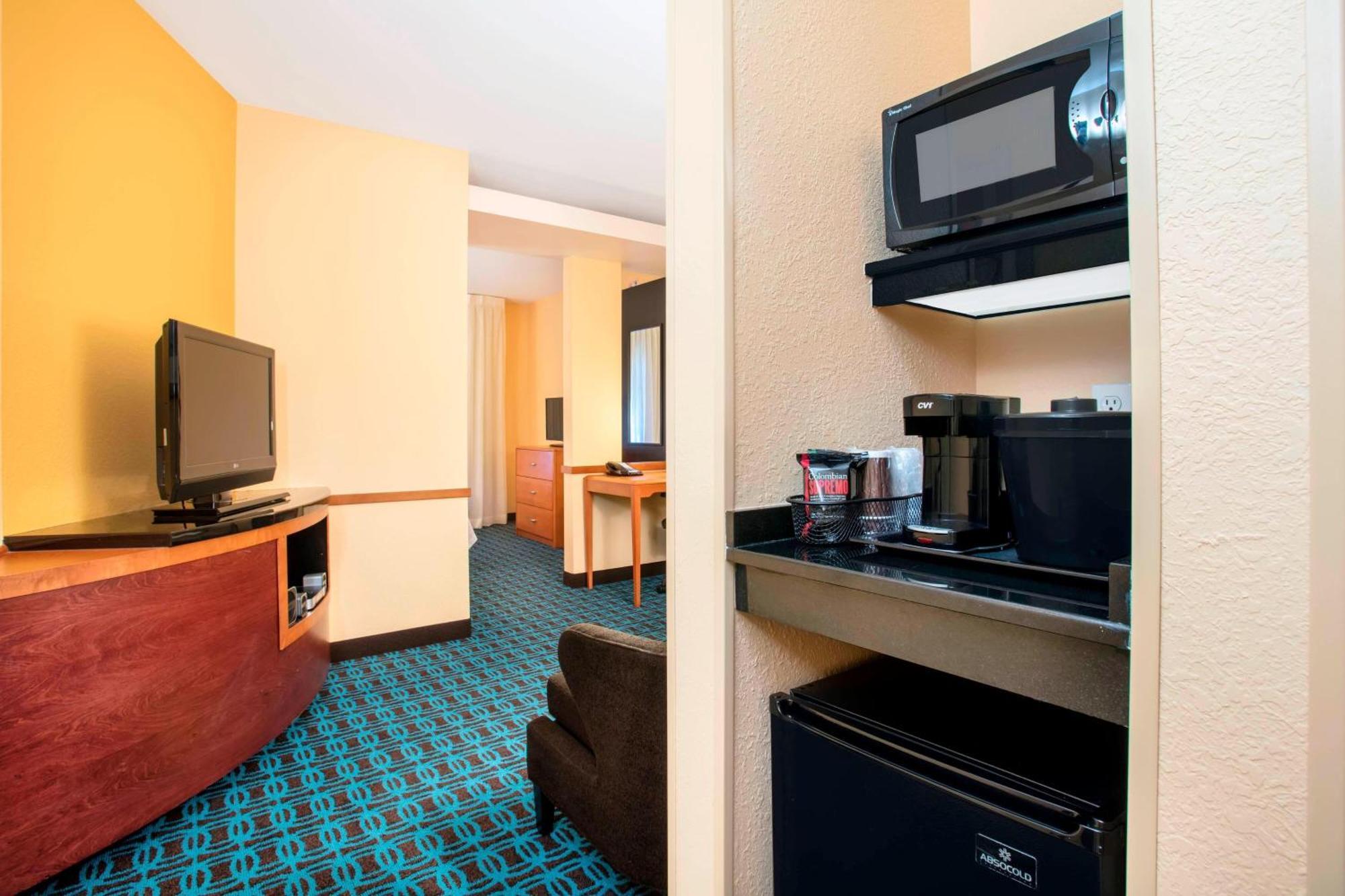 Fairfield Inn And Suites By Marriott Lakeland Plant City Exterior foto